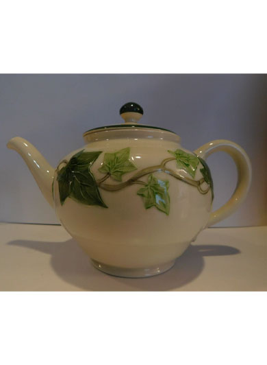 Franciscan Ivy White Teapot